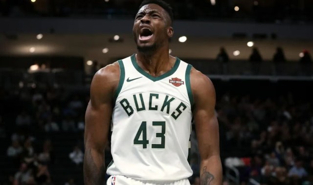 开云中国-确定！场均2.4分+跟腱撕裂，这都能签约，妥妥NBA最强关系户啊