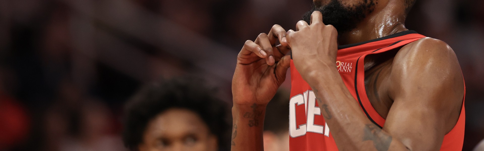 开云登录-杜兰特：这场比赛有季后赛氛围 各队都开始发力&amp;未来比赛会更激烈