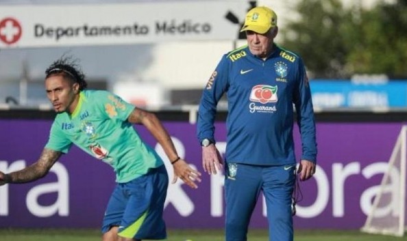 kaiyun-世体批评安帅：不征召皇马球员，却让拉菲尼亚在4100米高原登场