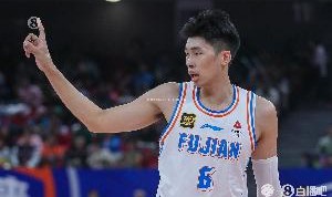 开云平台-媒体人：邹阳续约合同虽没顶格 但福建给出较大诚意 双方都较满意