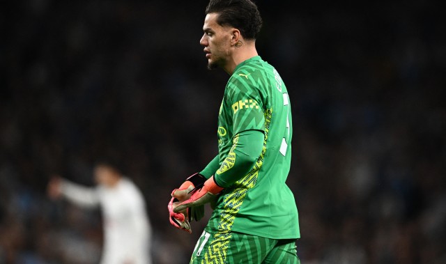 开云中国-费内巴切向曼城报价1200万欧元求购门将埃德森