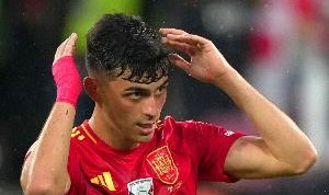 开云中国-德拉富恩特：我们需要在防守端有所改进，佩德里是世界顶级球员